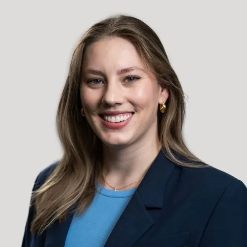 Leah Olson_headshot_web